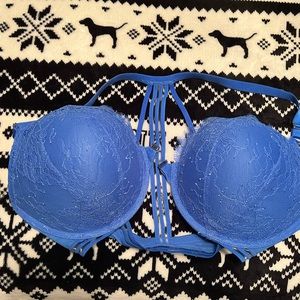 Victoria Secret very sexy push up with front closure